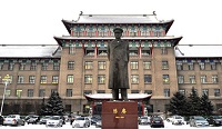 高端、大氣、上檔次冷熱沖擊試驗(yàn)箱被哈爾濱